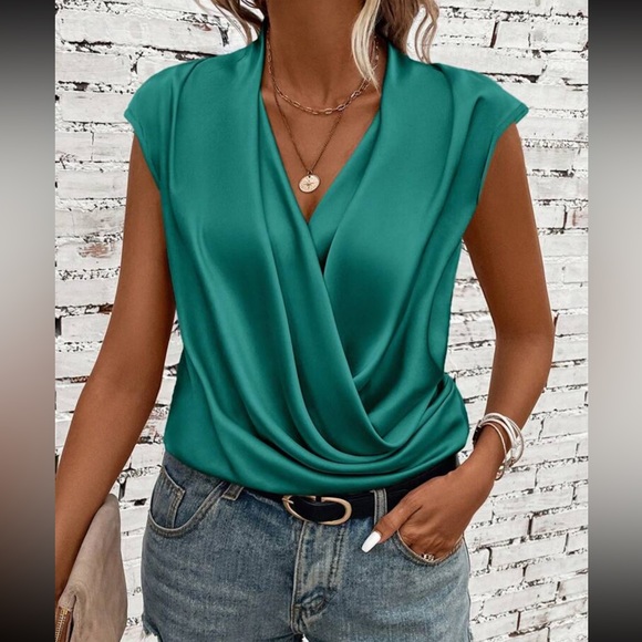 Luxe draped bodysuit - Picture 5 of 16